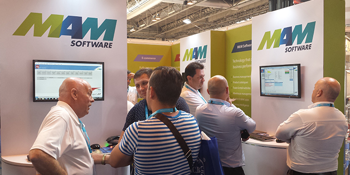 The MAM Software liase with customers and prospects at Automechanica Birmingham
